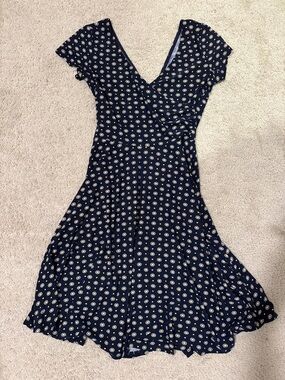 Kaileigh Navy Short Sleeve Wrap Midi Dress with Cream Dot Print